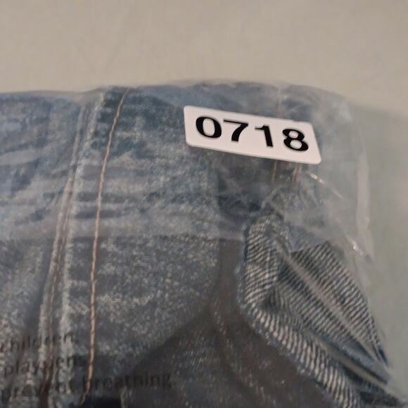 American Eagle Cropped Denim Jacket Women's S/P Blue Fade Distressed Trucker - Picture 11 of 11